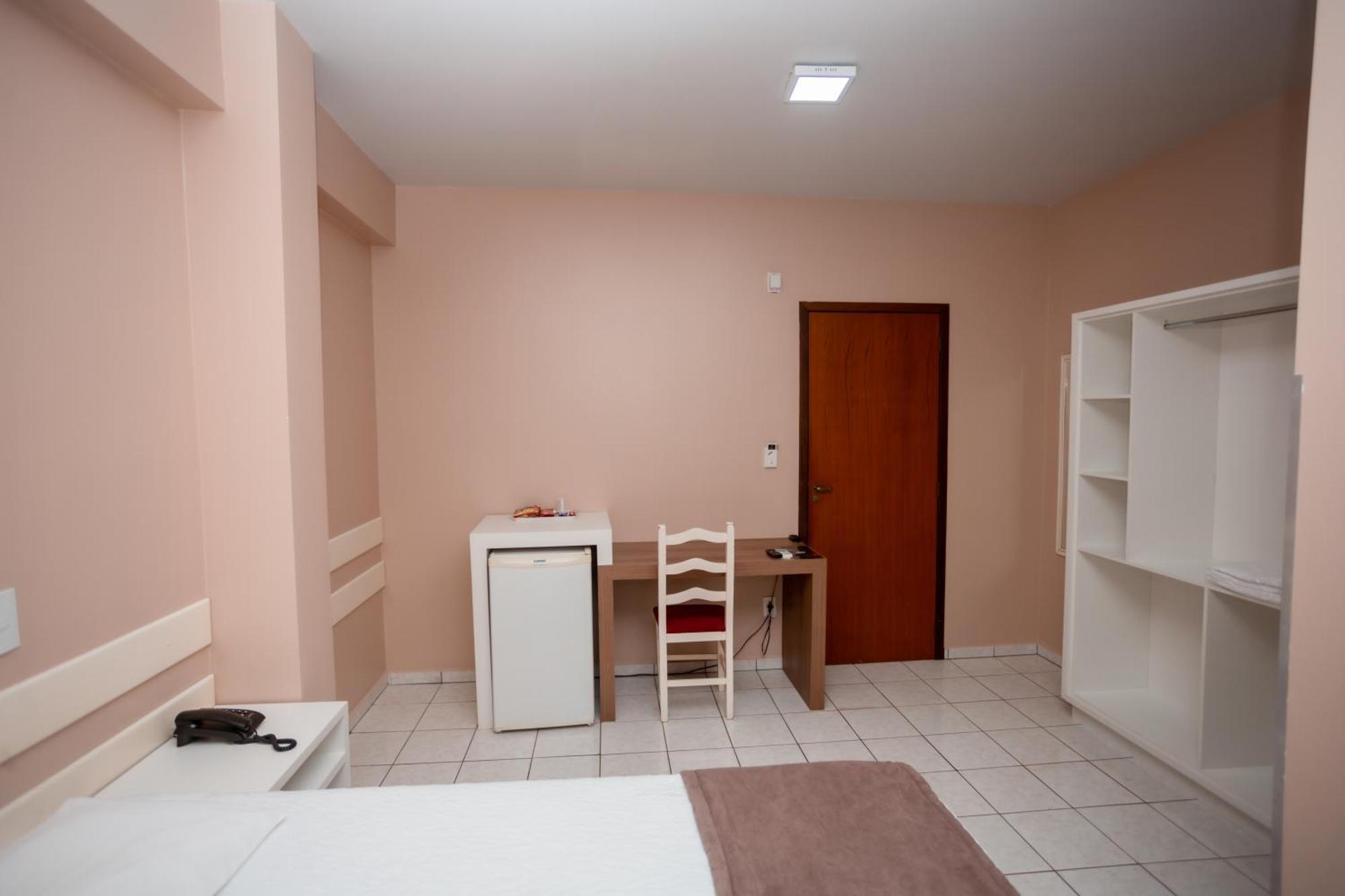 Nayru Hotel Toledo  Eksteriør bilde