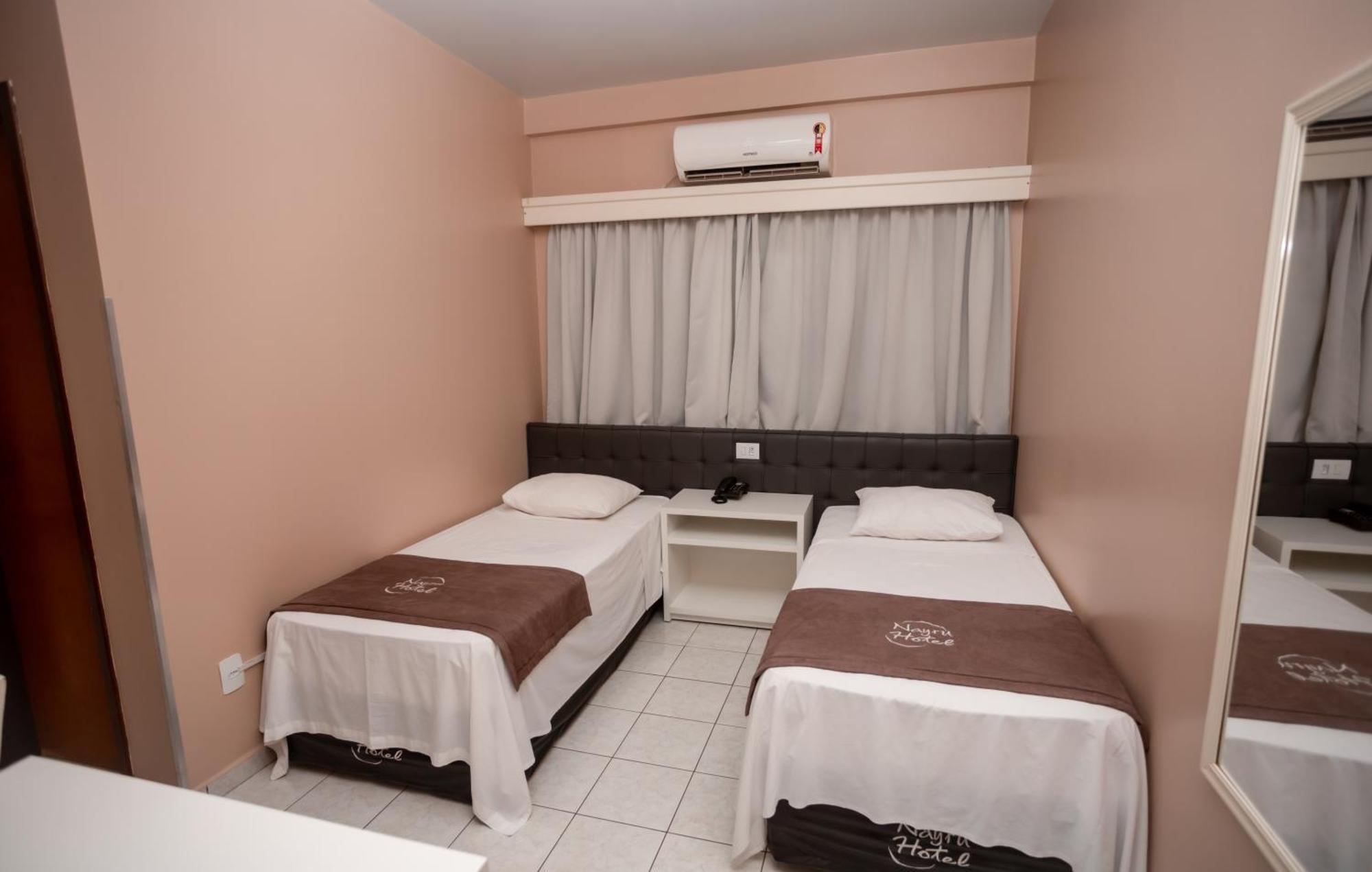 Nayru Hotel Toledo  Eksteriør bilde