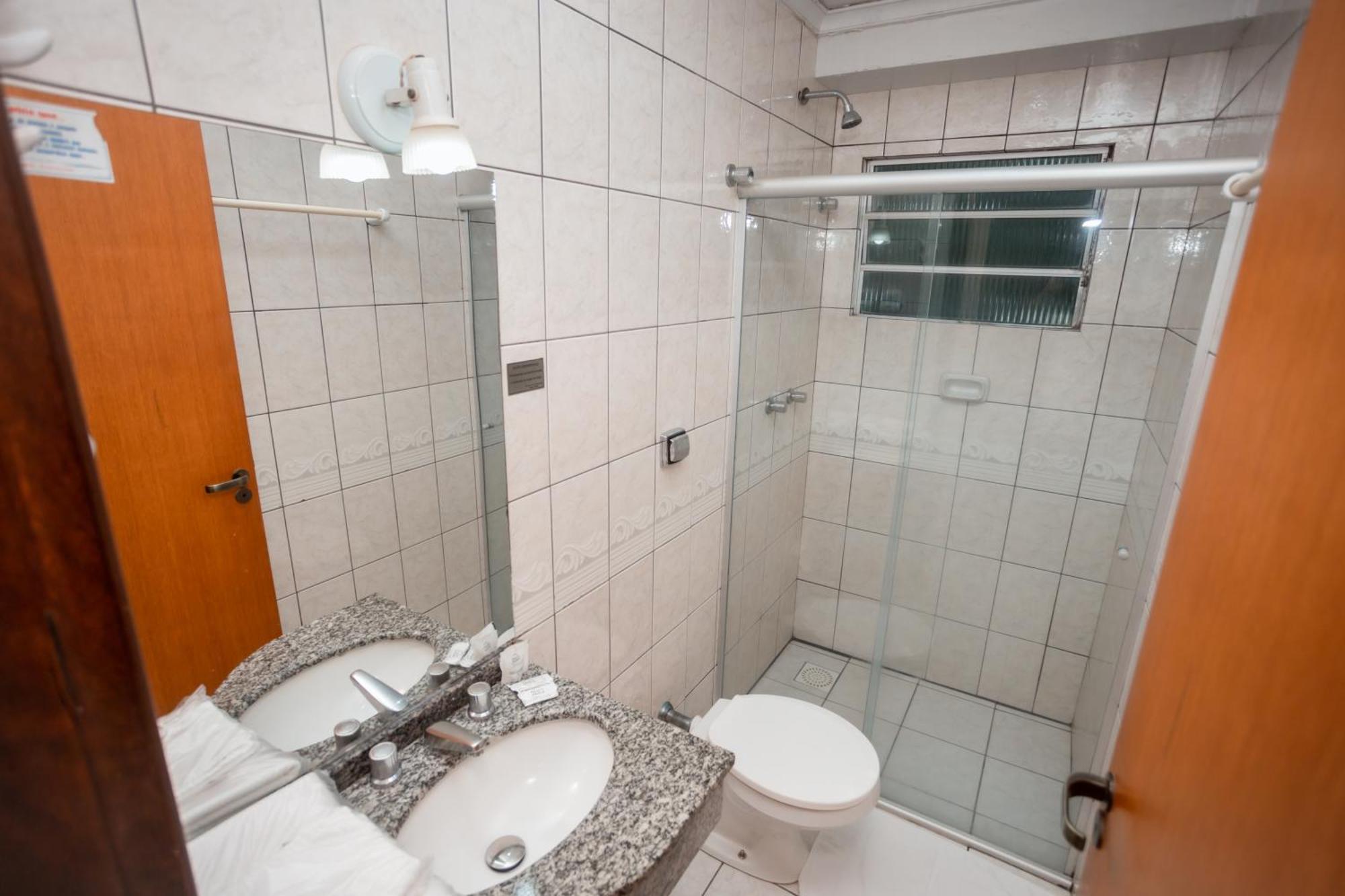 Nayru Hotel Toledo  Eksteriør bilde