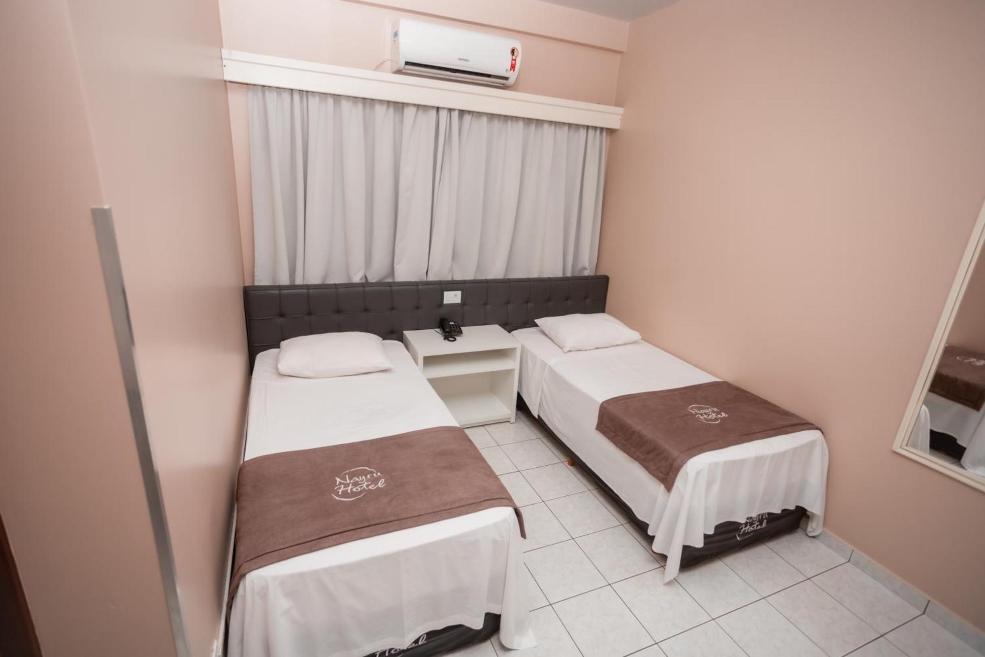 Nayru Hotel Toledo  Eksteriør bilde